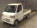 2013 Mitsubishi Minicab Truck