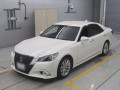 2015 Toyota Crown