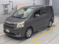 2007 Toyota Noah