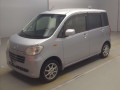 2012 Daihatsu Tanto exe