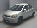 2001 Toyota Vitz