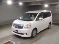 2010 Toyota Noah