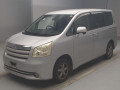 2008 Toyota Noah