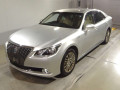 2014 Toyota Crown Majesta