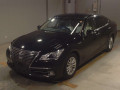 2014 Toyota Crown Hybrid