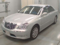 2004 Toyota Crown Majesta