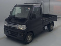 2009 Mitsubishi Minicab Truck