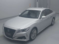 2019 Toyota Crown Hybrid