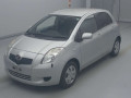 2005 Toyota Vitz