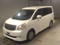2013 Toyota Noah