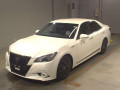 2015 Toyota Crown Hybrid