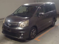 2011 Toyota Noah