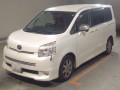2009 Toyota Voxy