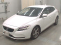 2016 Volvo V40