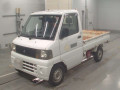 2004 Mitsubishi Minicab Truck