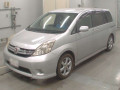 2005 Toyota Isis