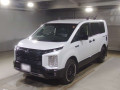 2024 Mitsubishi Delica D5