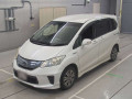 2013 Honda Freed hybrid