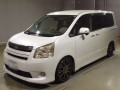 2010 Toyota Noah