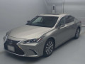 2019 Lexus ES