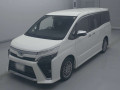 2021 Toyota Voxy