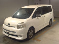 2009 Toyota Voxy