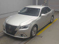 2013 Toyota Crown Hybrid