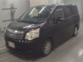 2013 Toyota Noah