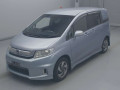 2014 Honda Freed spike hybrid