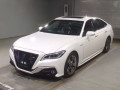 2018 Toyota Crown Hybrid