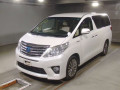 2015 Toyota Alphard Hybrid