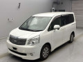 2013 Toyota Noah