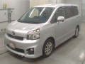 2011 Toyota Voxy