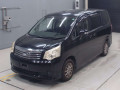 2010 Toyota Noah