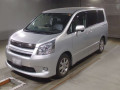 2008 Toyota Noah