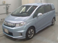 2014 Honda Freed spike hybrid