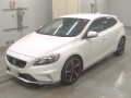 2015 Volvo V40