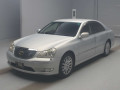 2004 Toyota Crown Majesta