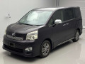 2013 Toyota Voxy