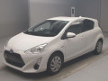 2015 Toyota Aqua