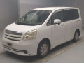 2008 Toyota Noah