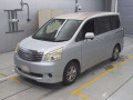 2010 Toyota Noah