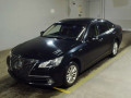 2014 Toyota Crown Hybrid