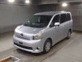 2009 Toyota Voxy