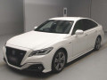 2019 Toyota Crown Hybrid