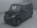 2021 Daihatsu Tanto Custom