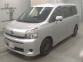 2011 Toyota Voxy