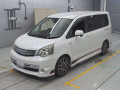 2010 Toyota Noah