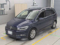2016 Volkswagen Golf Touran