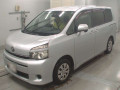2012 Toyota Voxy